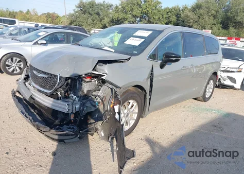 2025 Chrysler Pacifica Select from USA, damaged, VIN 2C4RC1BG1SR562061